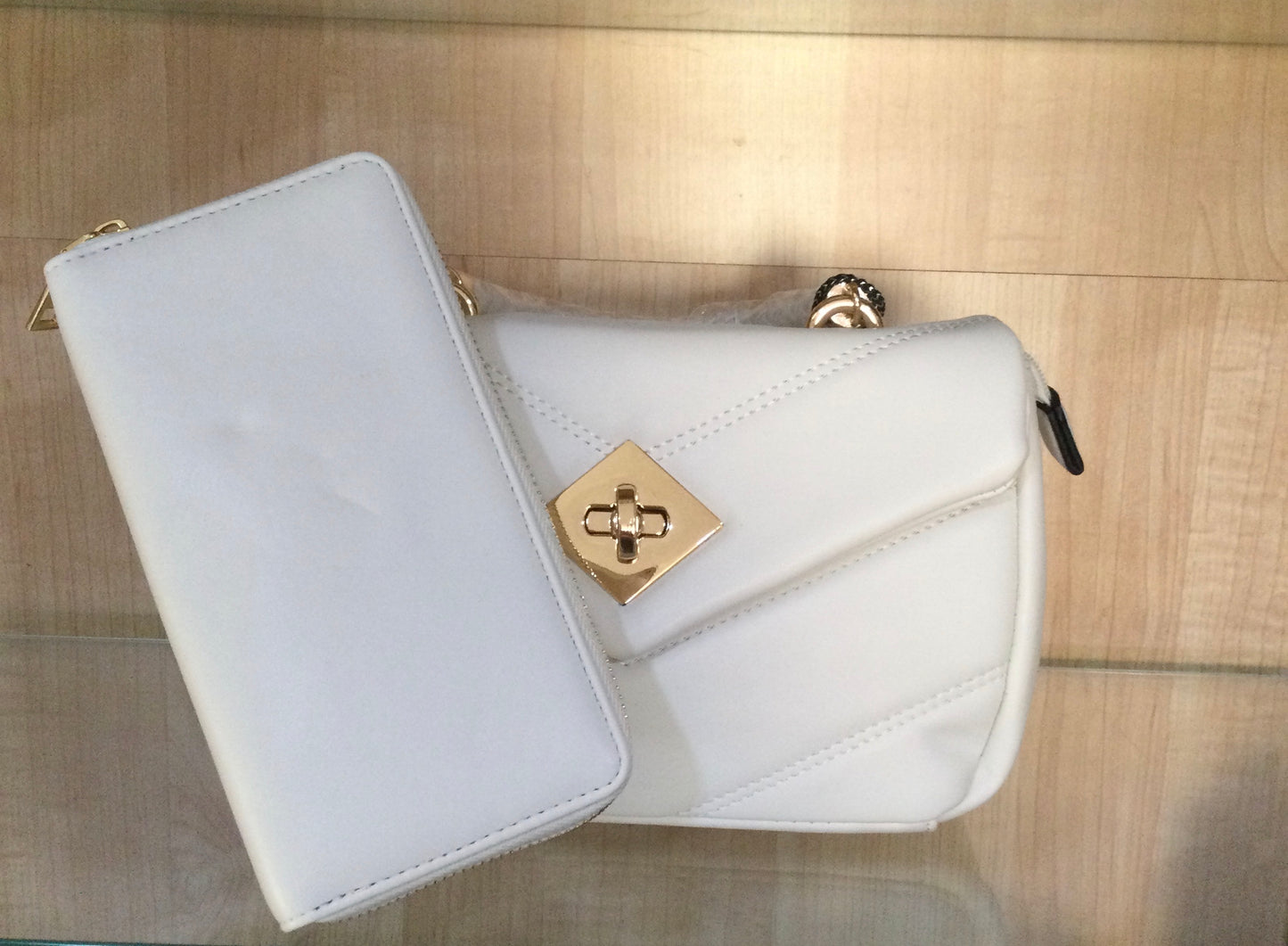 Pearl White Crossbody with matching Wallet